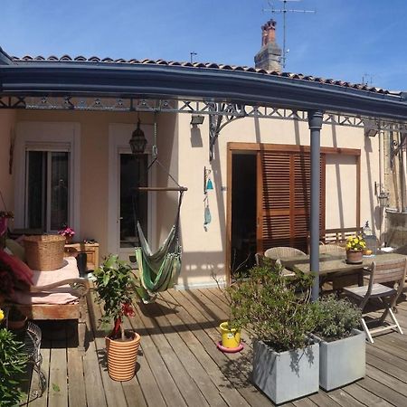Calme , Proche Du Centre, Grande Terrasse, Petit Dejeuner Bordeaux Luaran gambar
